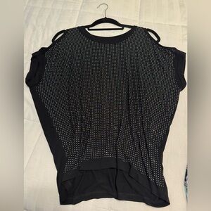 INC INTERNATIONAL CONCEPTS BLACK WITH SILVER STUDDED COLD SHOULDER LADIES TOP